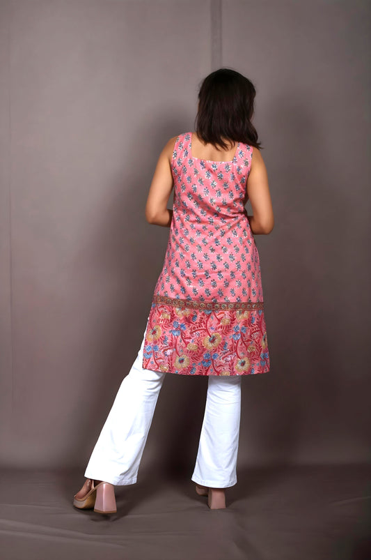 Nesara Pink Print Sleeveless Long Kurti with Lining IBSKL084