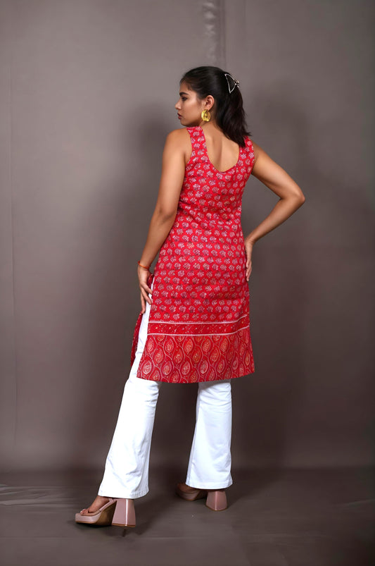 Nesara Pink Print Sleeveless Long Kurti with Lining IBSL086